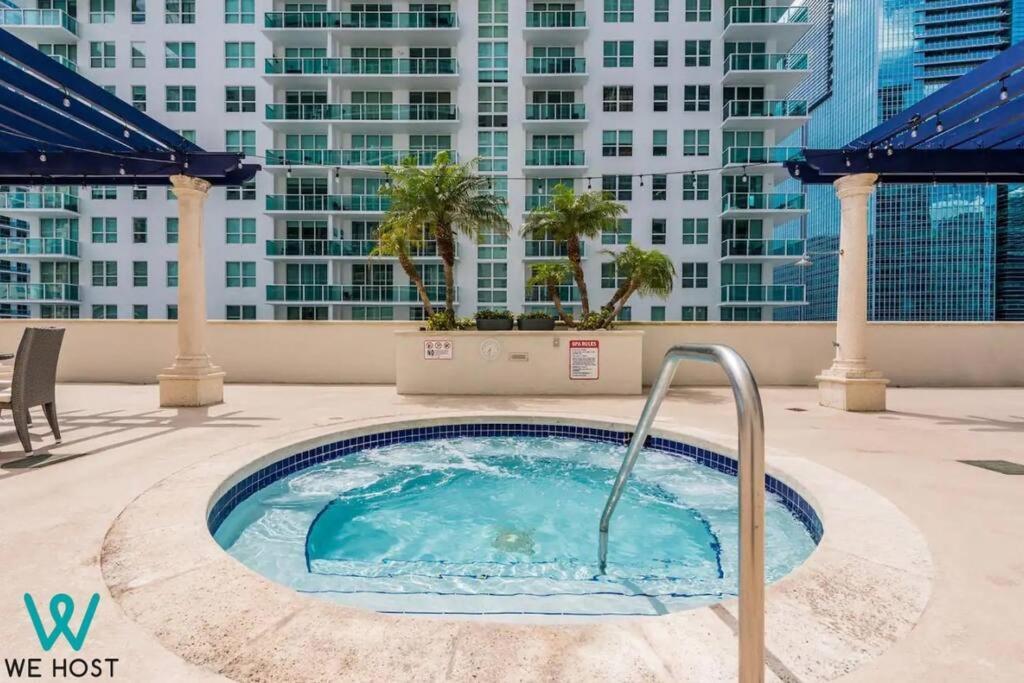 מיאמי We Host - Amazing Condo Brickell With Ocean-Pool View מראה חיצוני תמונה